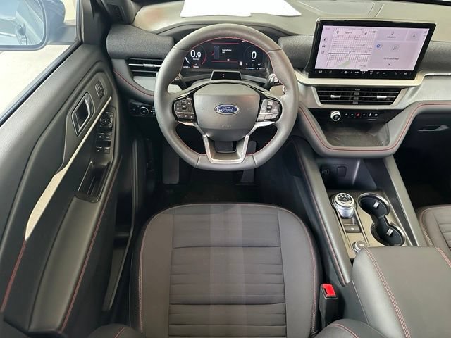 Certified 2026 Ford Explorer ST-Line w/ ST-Line Street Pack RWD image 12