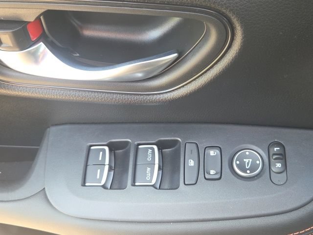 Used 2025 Honda HR-V Sport image 20