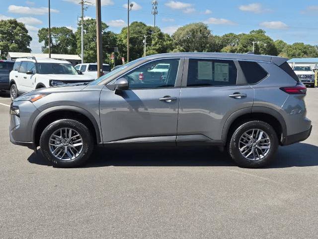Used 2026 Nissan Rogue SV AWD/4WD image 5