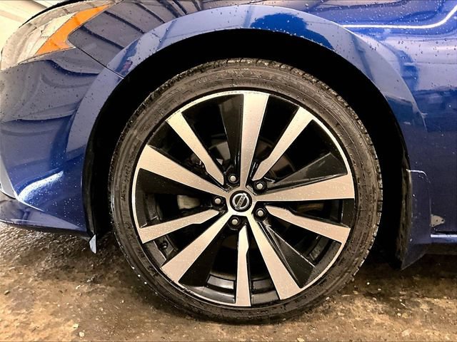 Used 2020 Nissan Altima 2.5 SR w/ Premium Package AWD/4WD image 8