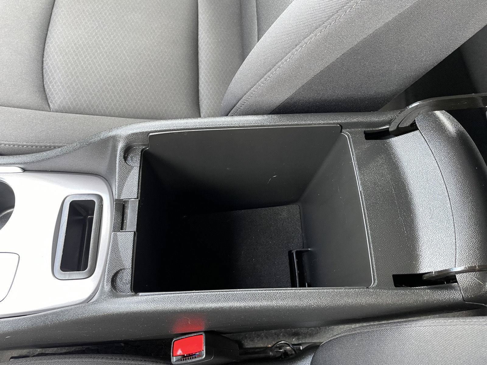 Used 2025 Chevrolet Malibu LT FWD image 31