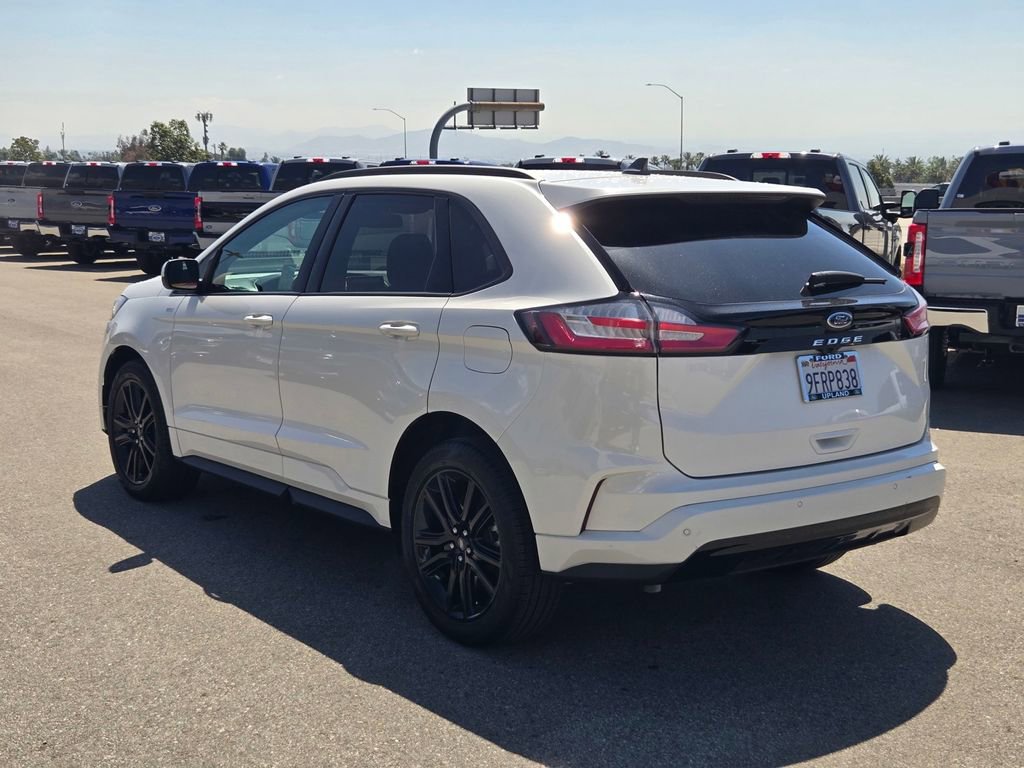 Certified 2023 Ford Edge ST-Line AWD/4WD image 4