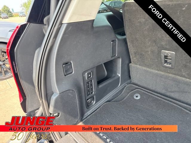 Certified 2025 Ford Expedition Platinum w/ Driver's Package AWD/4WD image 10
