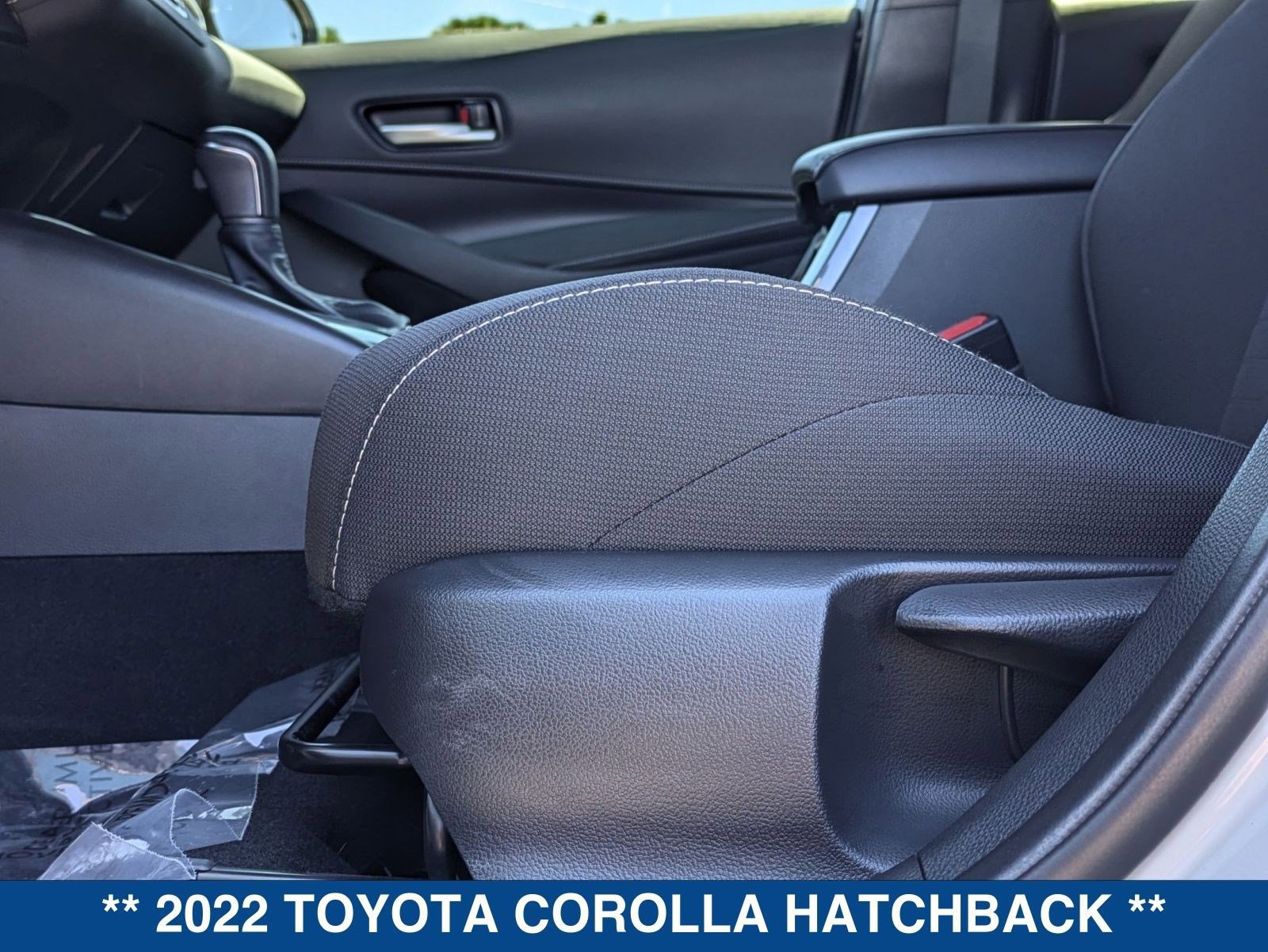 Used 2022 Toyota Corolla SE image 22