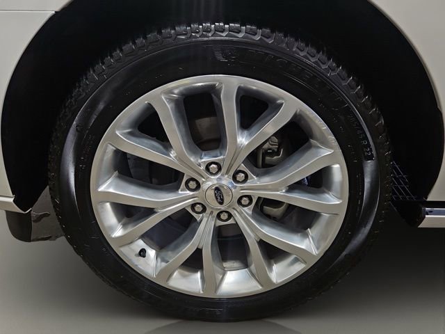 Certified 2019 Ford Expedition Platinum AWD/4WD image 23
