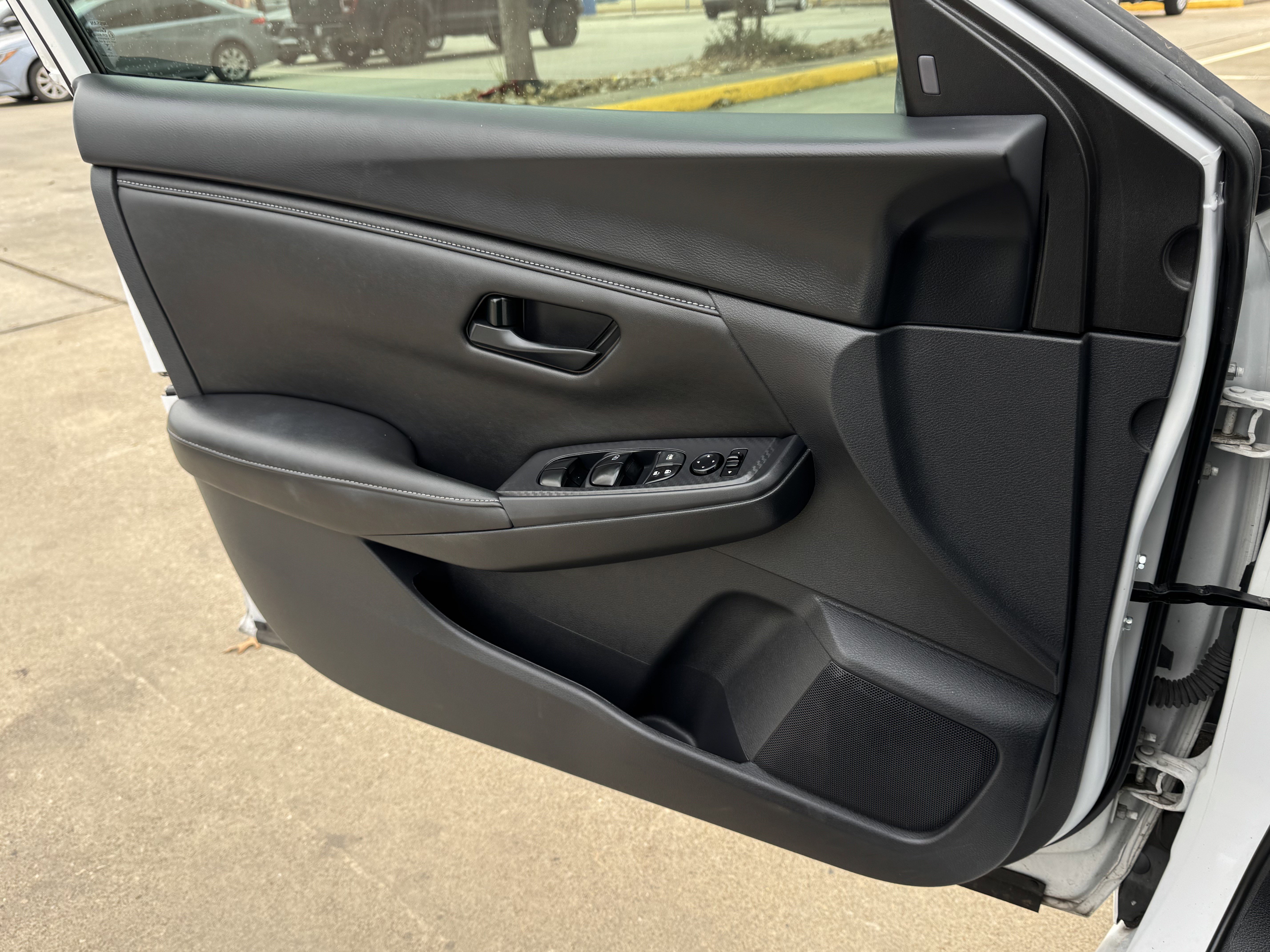 Used 2024 Nissan Sentra S image 22