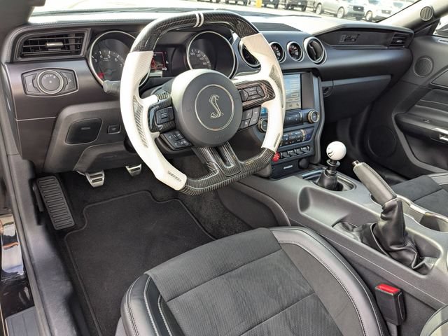 Certified 2017 Ford Mustang Shelby GT350 RWD image 11