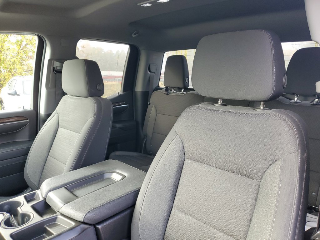 Used 2023 Chevrolet Silverado 1500 LT AWD/4WD image 13