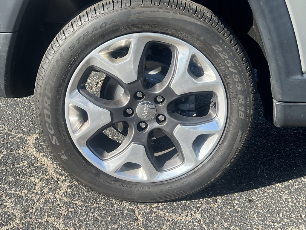 Used 2020 Jeep Compass Limited image 14