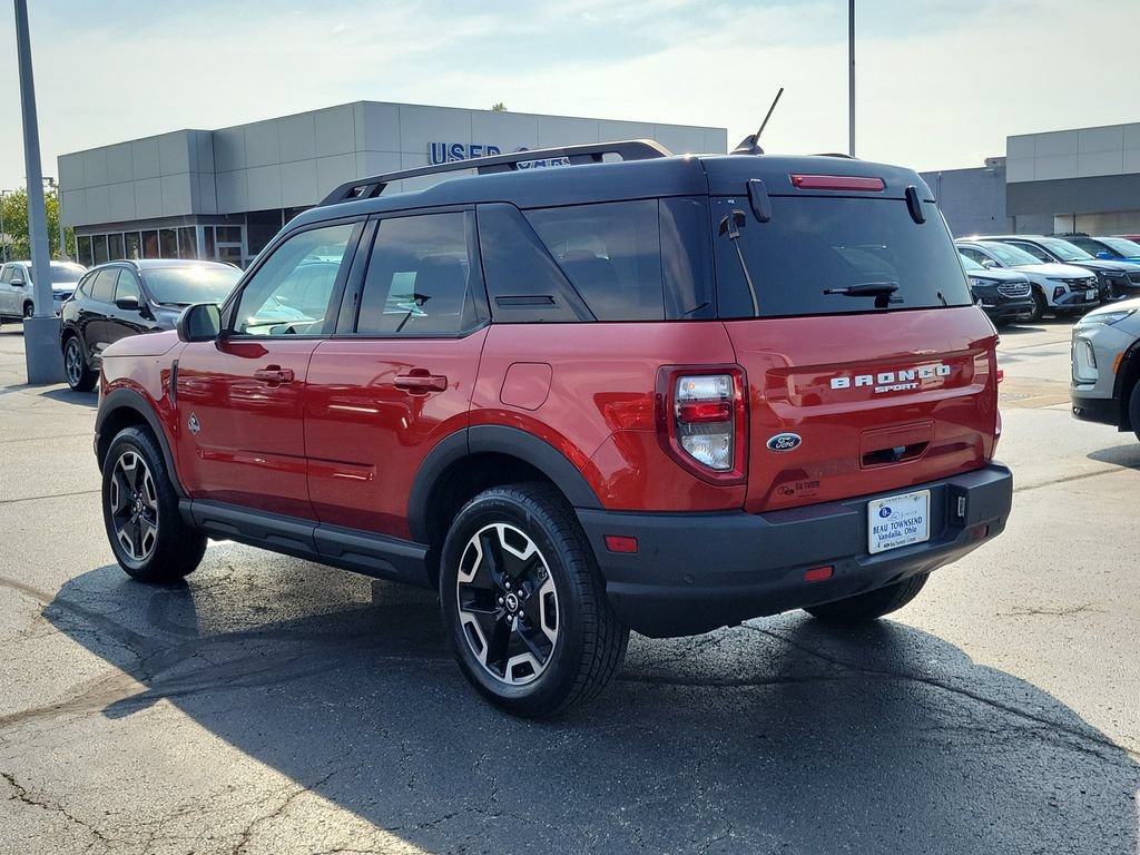 Certified 2023 Ford Bronco Sport Outer Banks w/ Tech Package AWD/4WD image 6