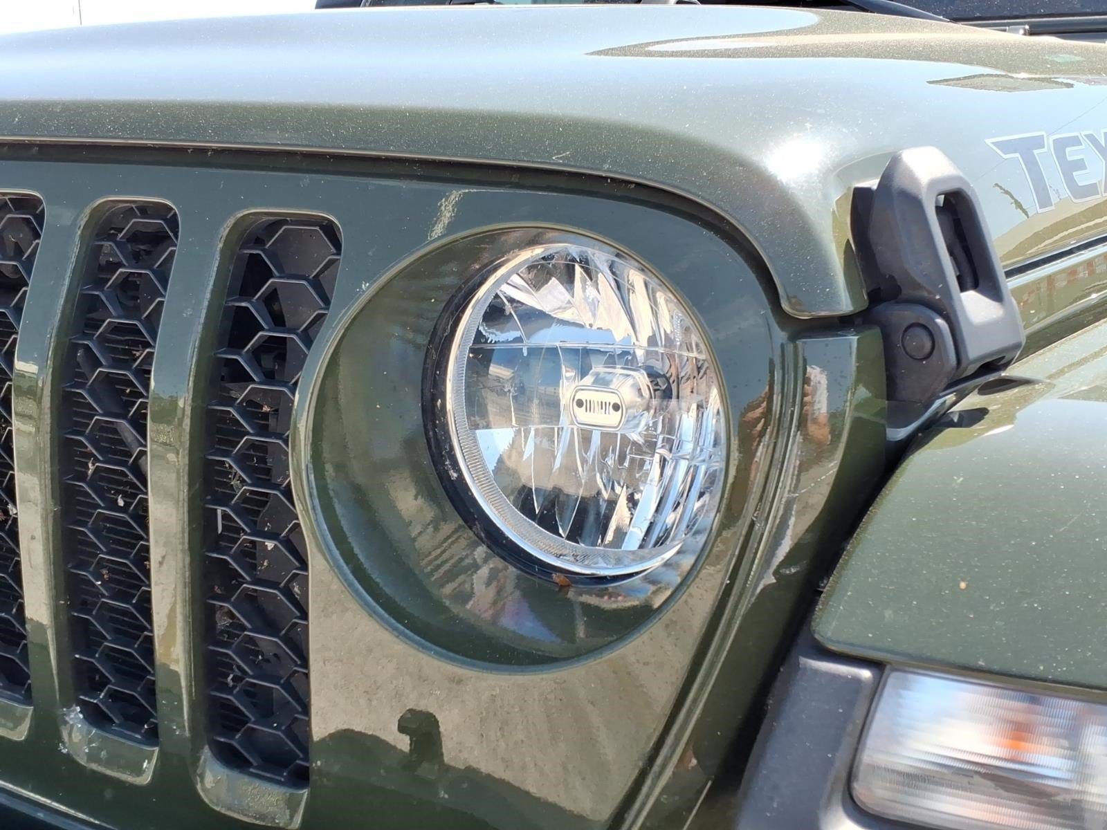 Used 2023 Jeep Gladiator Sport AWD/4WD image 10