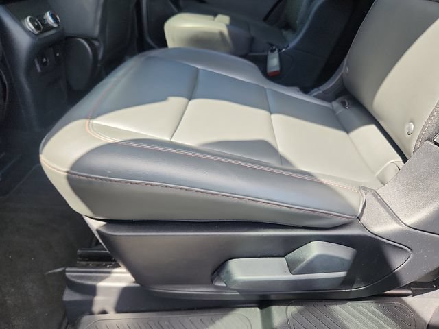 Certified 2025 Ford Explorer Active w/ Active Comfort Package AWD/4WD image 26