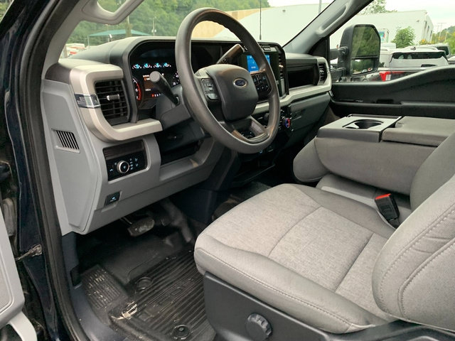 Certified 2024 Ford F250 XL w/ Snow Plow/Camper Package AWD/4WD image 22