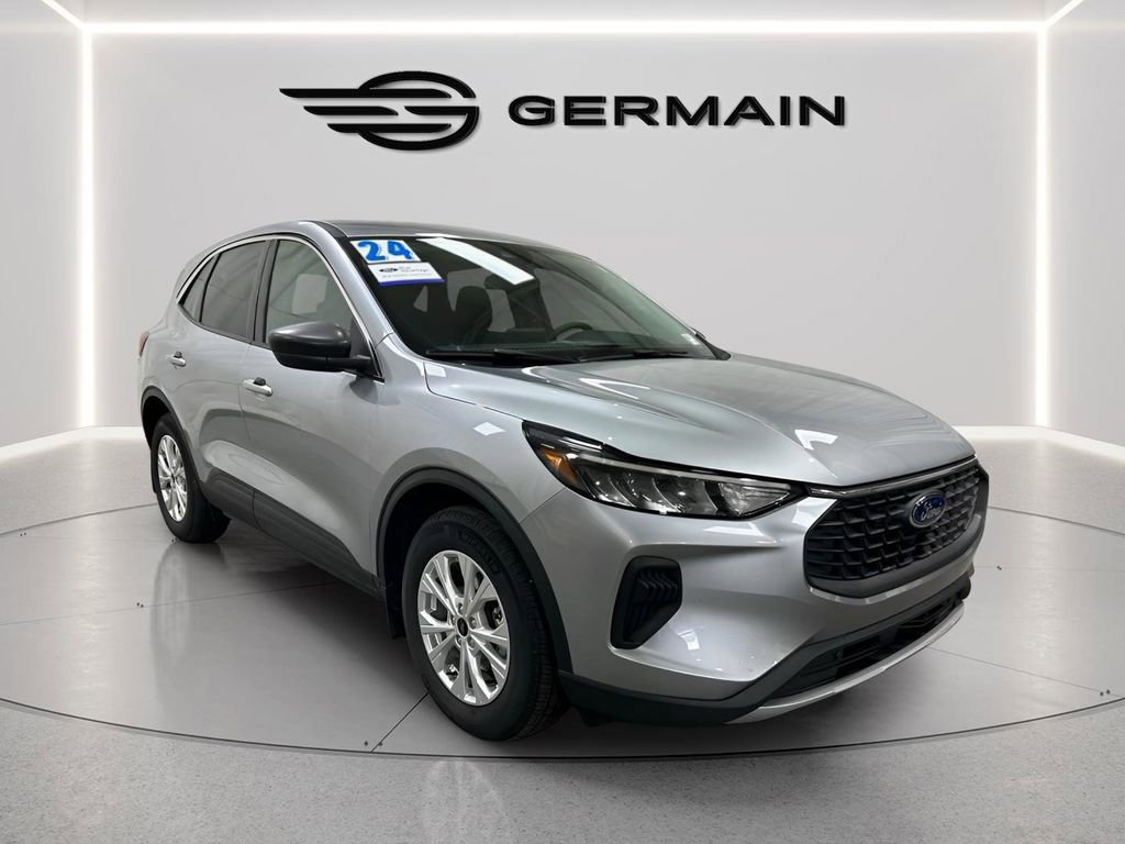 Certified 2024 Ford Escape Active w/ Cold Weather Package image 6