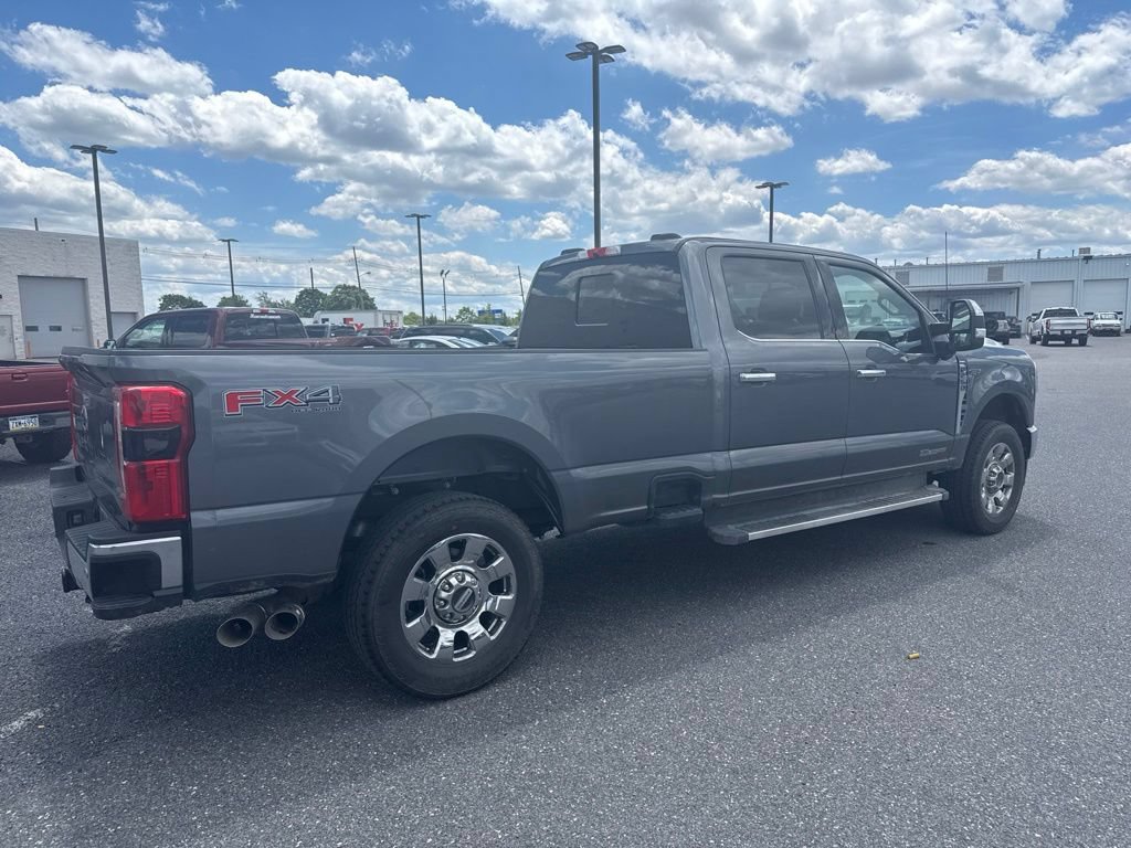 Certified 2023 Ford F250 Lariat w/ Chrome Package AWD/4WD image 4