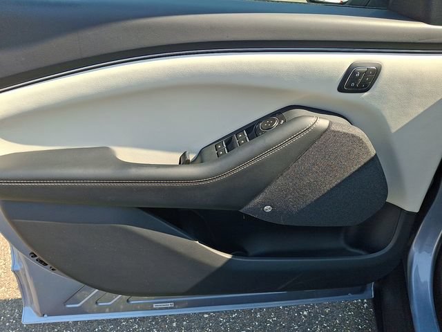 Certified 2022 Ford Mustang Mach-E Premium AWD/4WD image 12