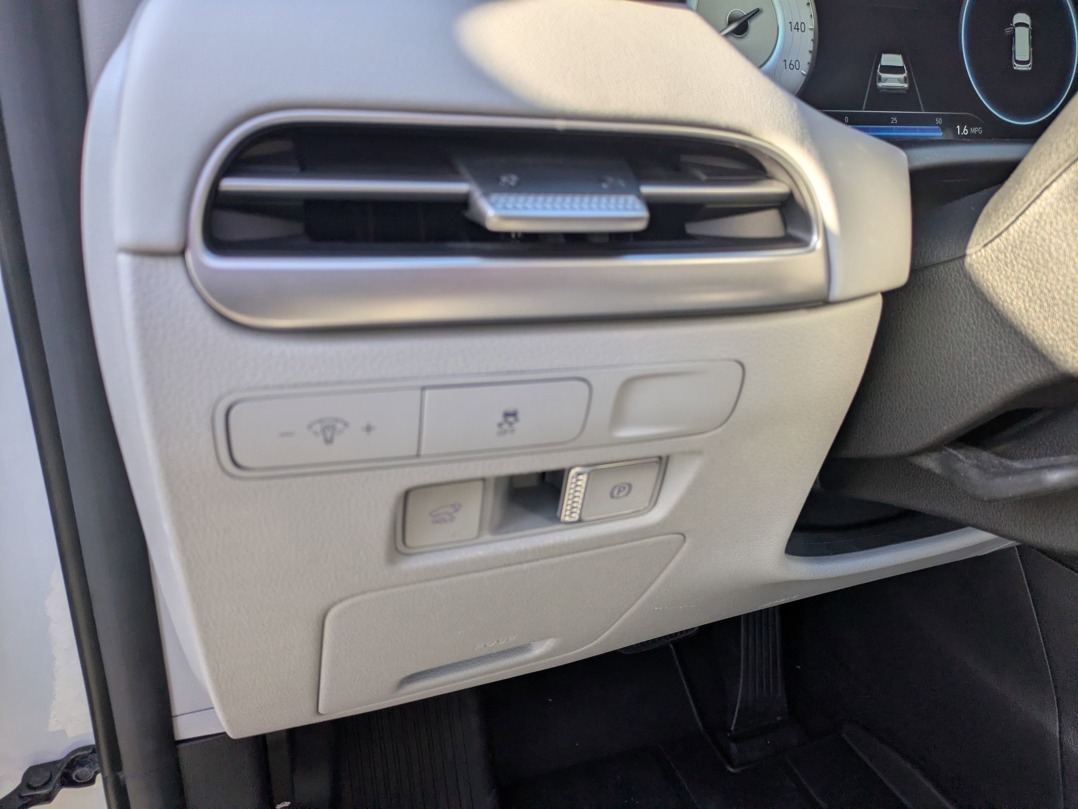 Used 2024 Hyundai Palisade SEL w/ Premium Package FWD image 16