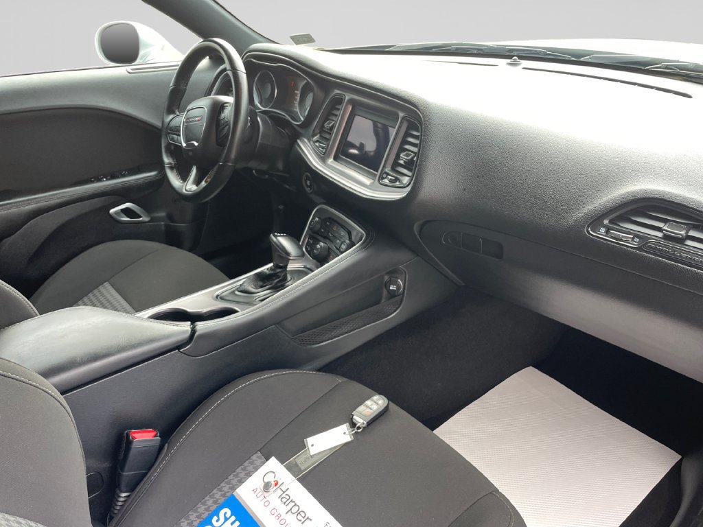 Used 2020 Dodge Challenger R/T RWD image 10