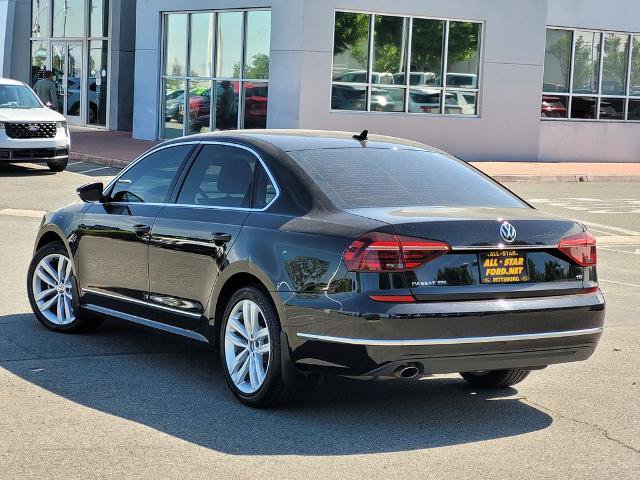 Used 2018 Volkswagen Passat 2.0T SEL Premium FWD image 6