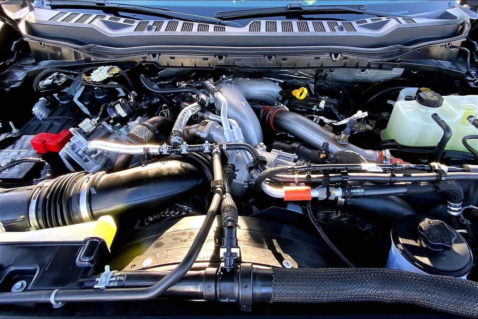 Certified 2026 Ford F250 Platinum AWD/4WD image 29
