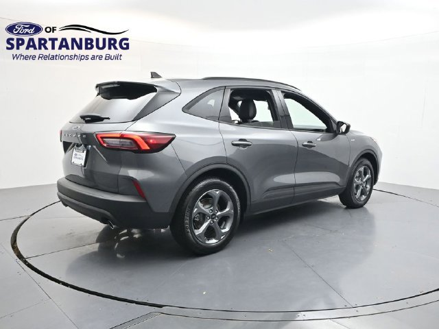 Certified 2025 Ford Escape ST-Line FWD image 7