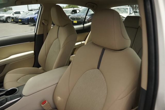 Used 2024 Toyota Camry LE FWD image 10
