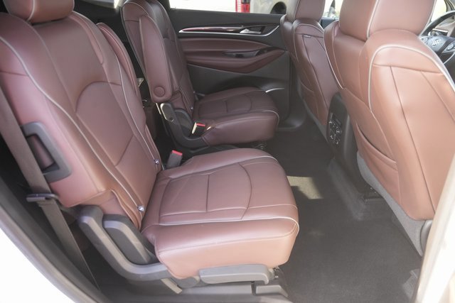 Used 2018 Buick Enclave Avenir w/ Avenir Technology Package image 16