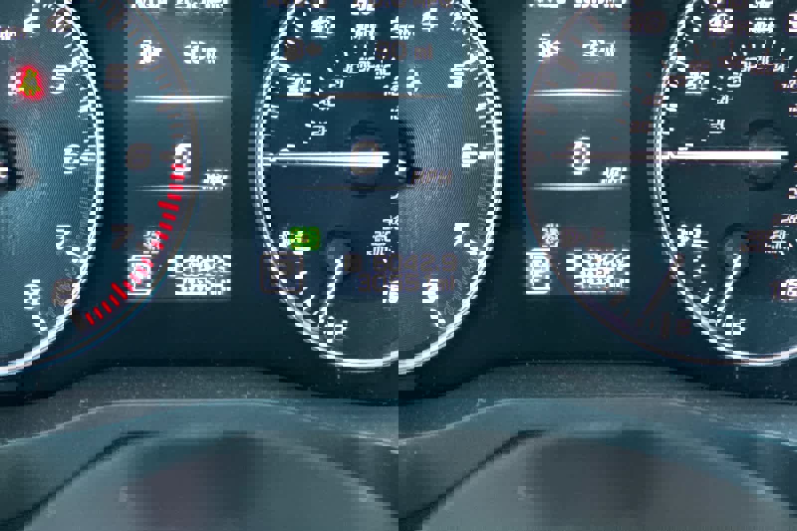 Used 2023 Subaru Ascent Limited w/ Technology Package image 27