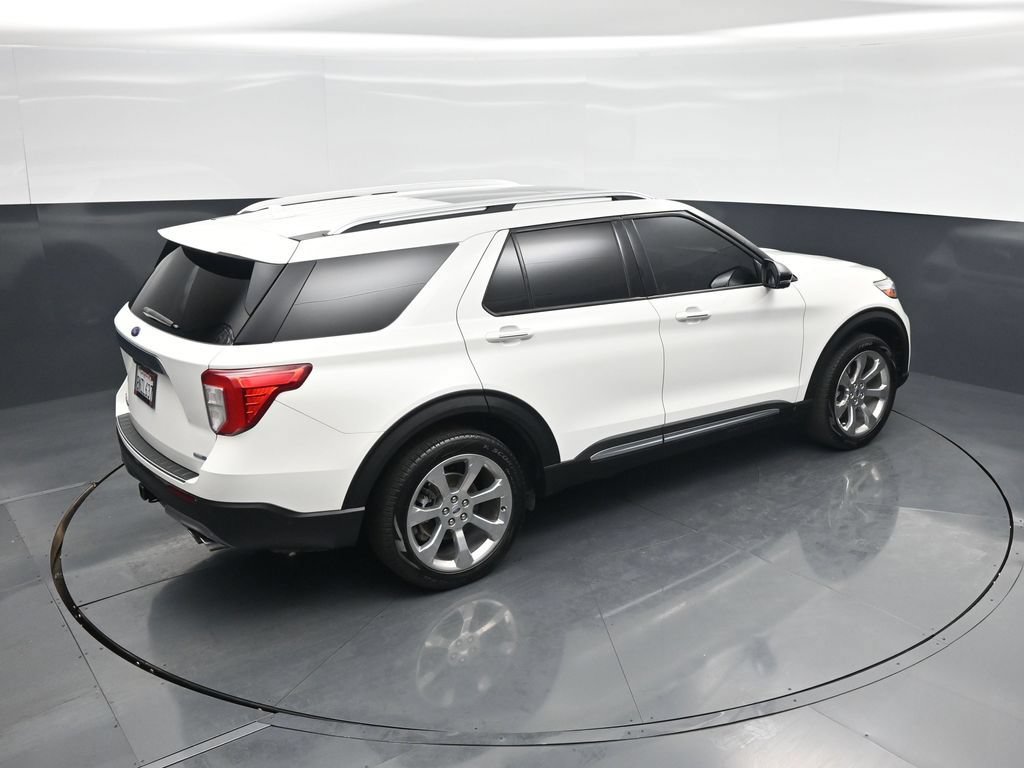 Certified 2020 Ford Explorer Platinum w/ Premium Technology Package AWD/4WD image 44