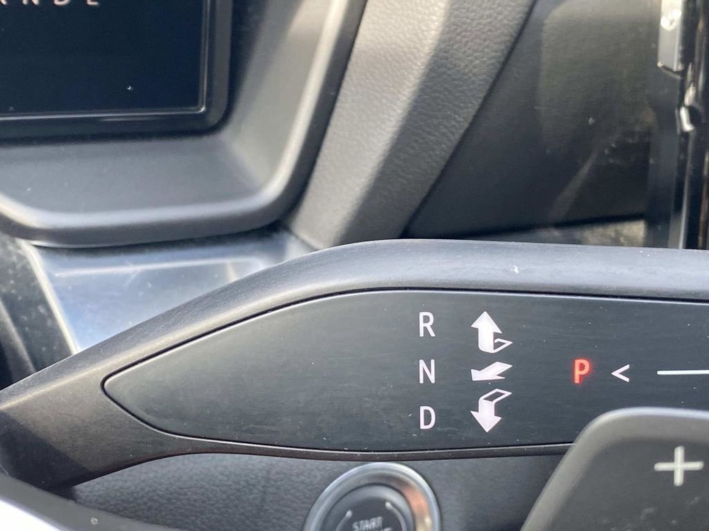 Used 2025 GMC Terrain Elevation AWD/4WD image 29