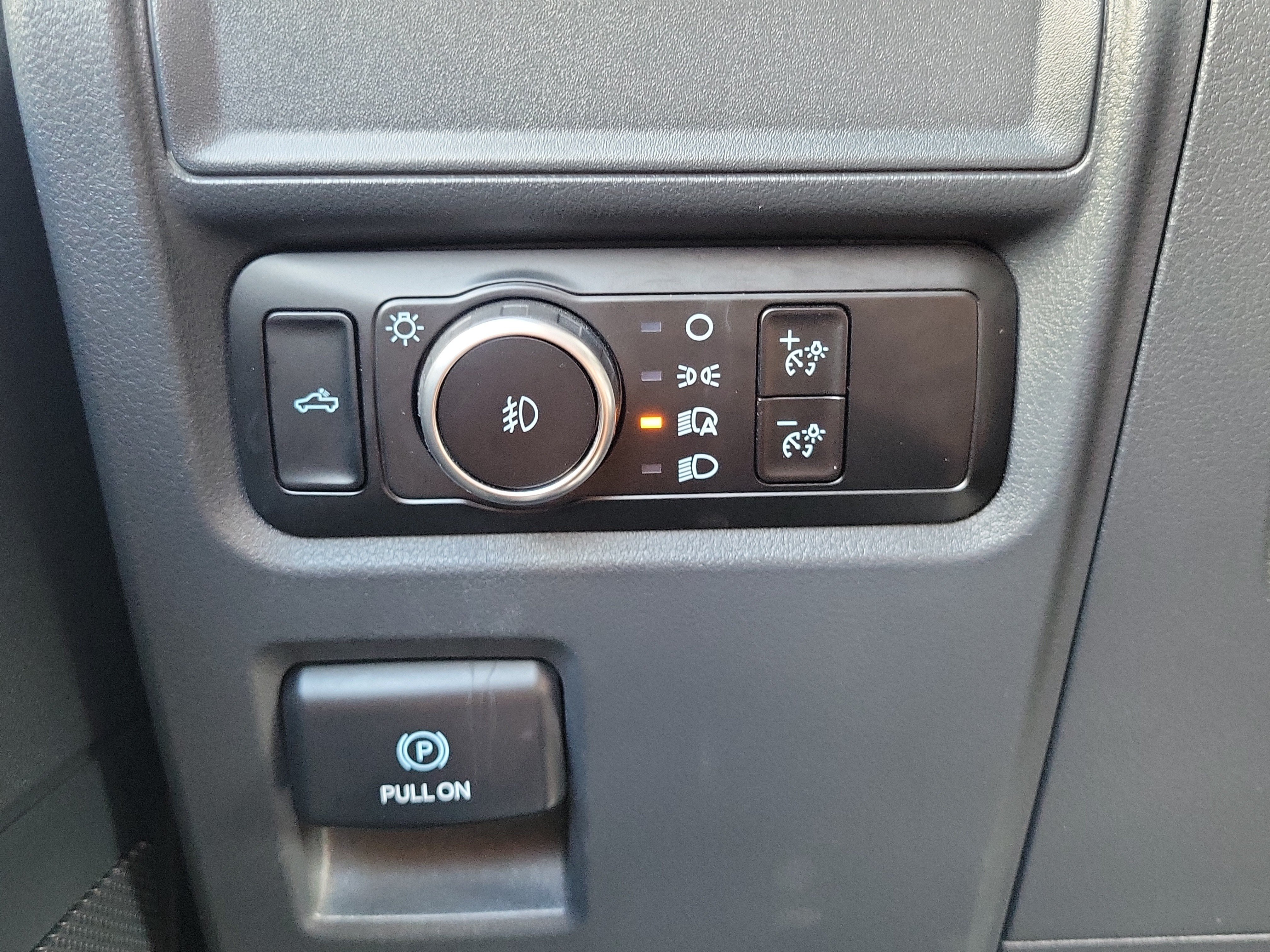 Certified 2024 Ford F150 STX RWD image 28