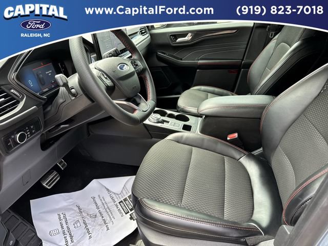 Certified 2024 Ford Escape ST-Line w/ Tech Pack #1 AWD/4WD image 19