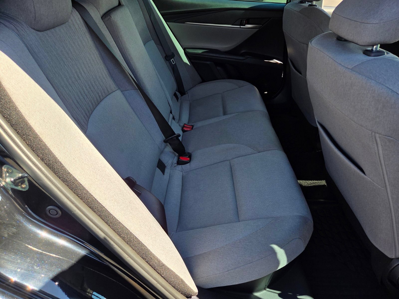 Used 2025 Toyota Camry LE w/ Convenience Package FWD image 14