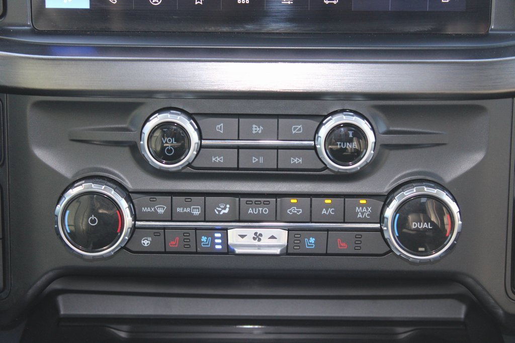 Certified 2024 Ford F250 Lariat w/ Lariat Ultimate Package image 14