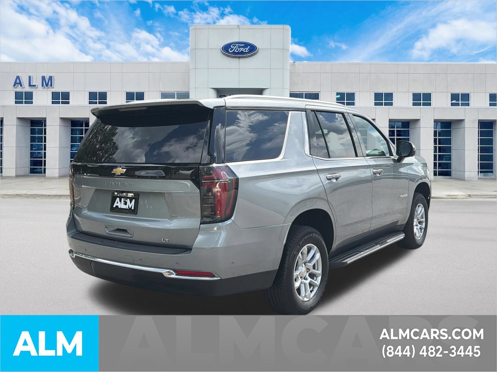 Used 2025 Chevrolet Tahoe LT AWD/4WD image 5