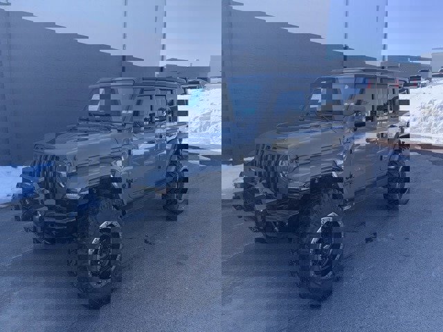 Used 2020 Jeep Wrangler Unlimited Sahara w/ Dual Top Group image 5