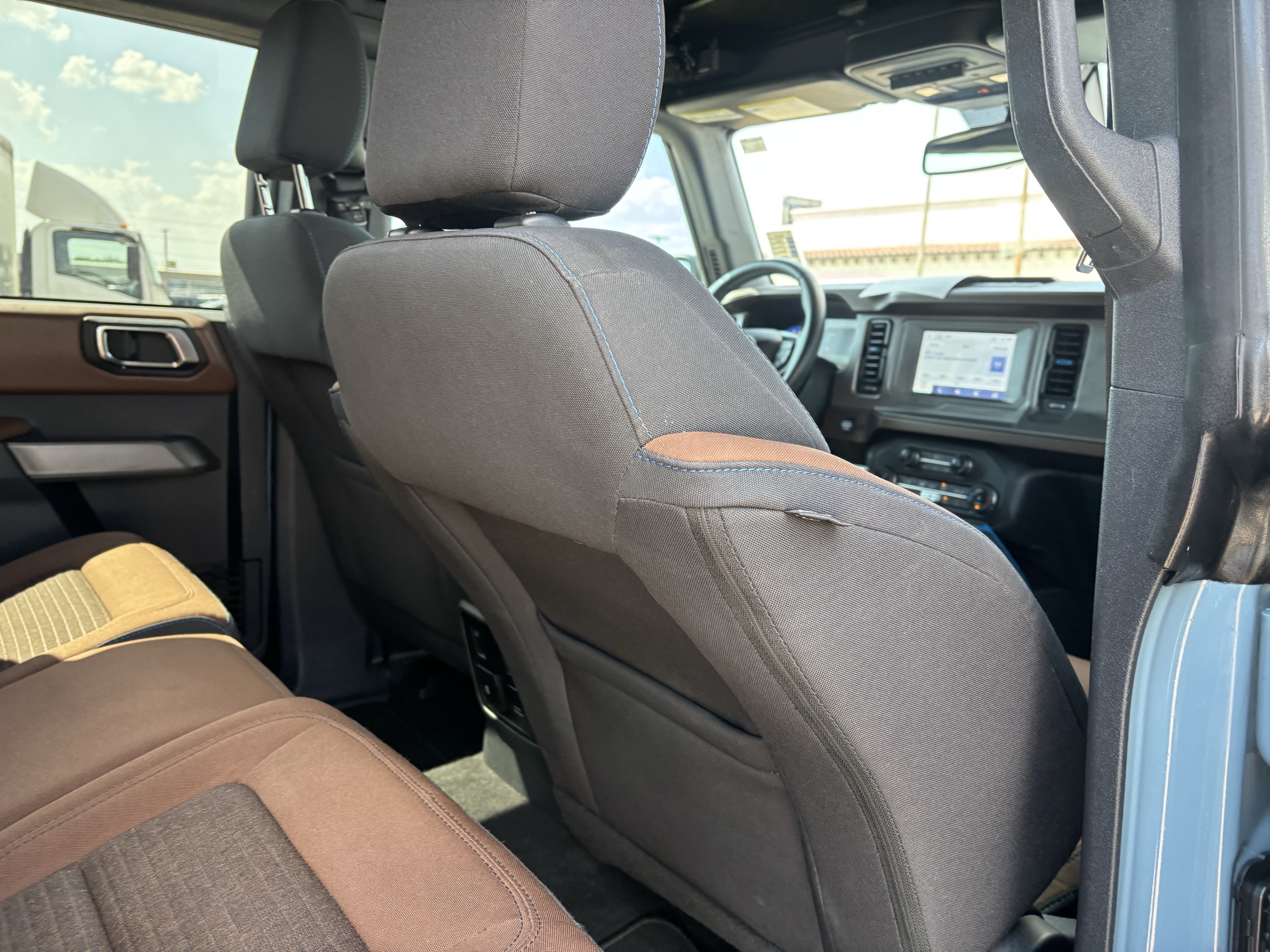 Certified 2022 Ford Bronco Outer Banks AWD/4WD image 21