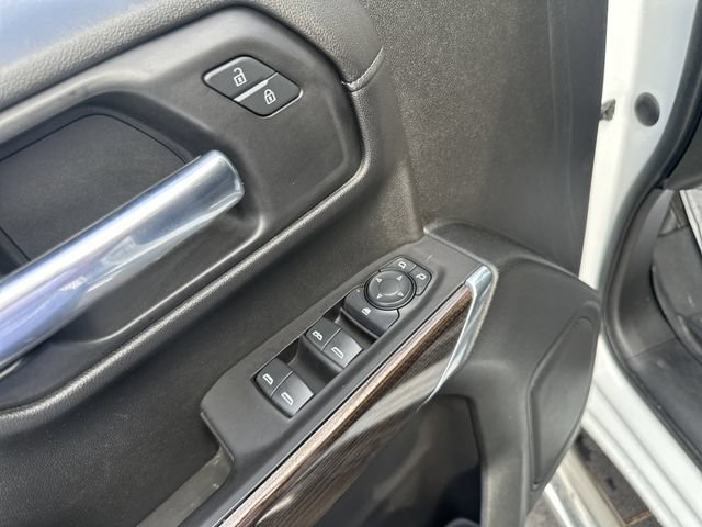 Used 2021 Chevrolet Silverado 1500 LT w/ Z71 Off-Road Package AWD/4WD image 23