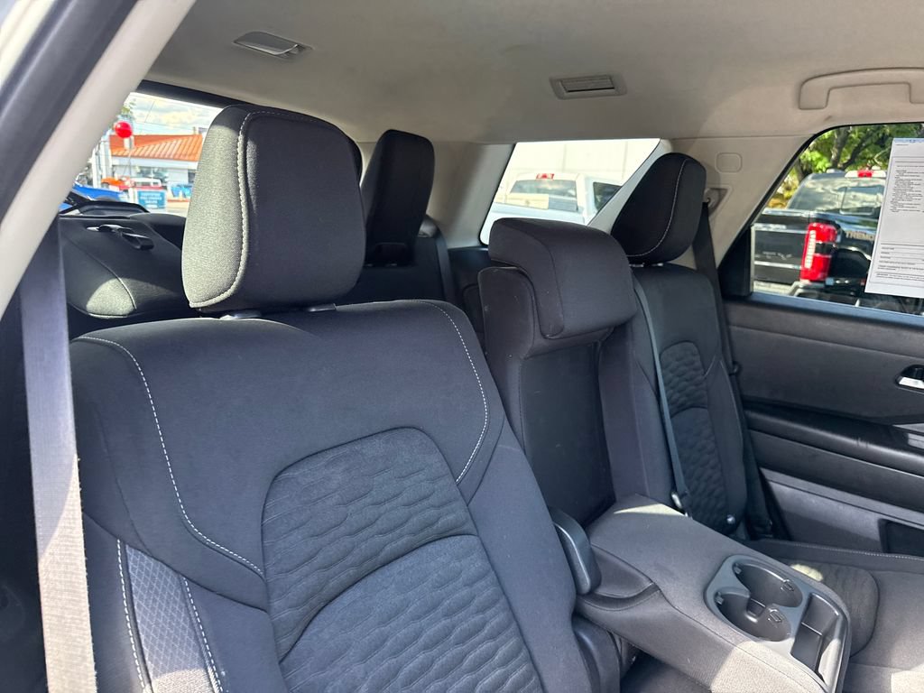 Used 2022 Nissan Pathfinder SV w/ SV Black Package FWD image 27