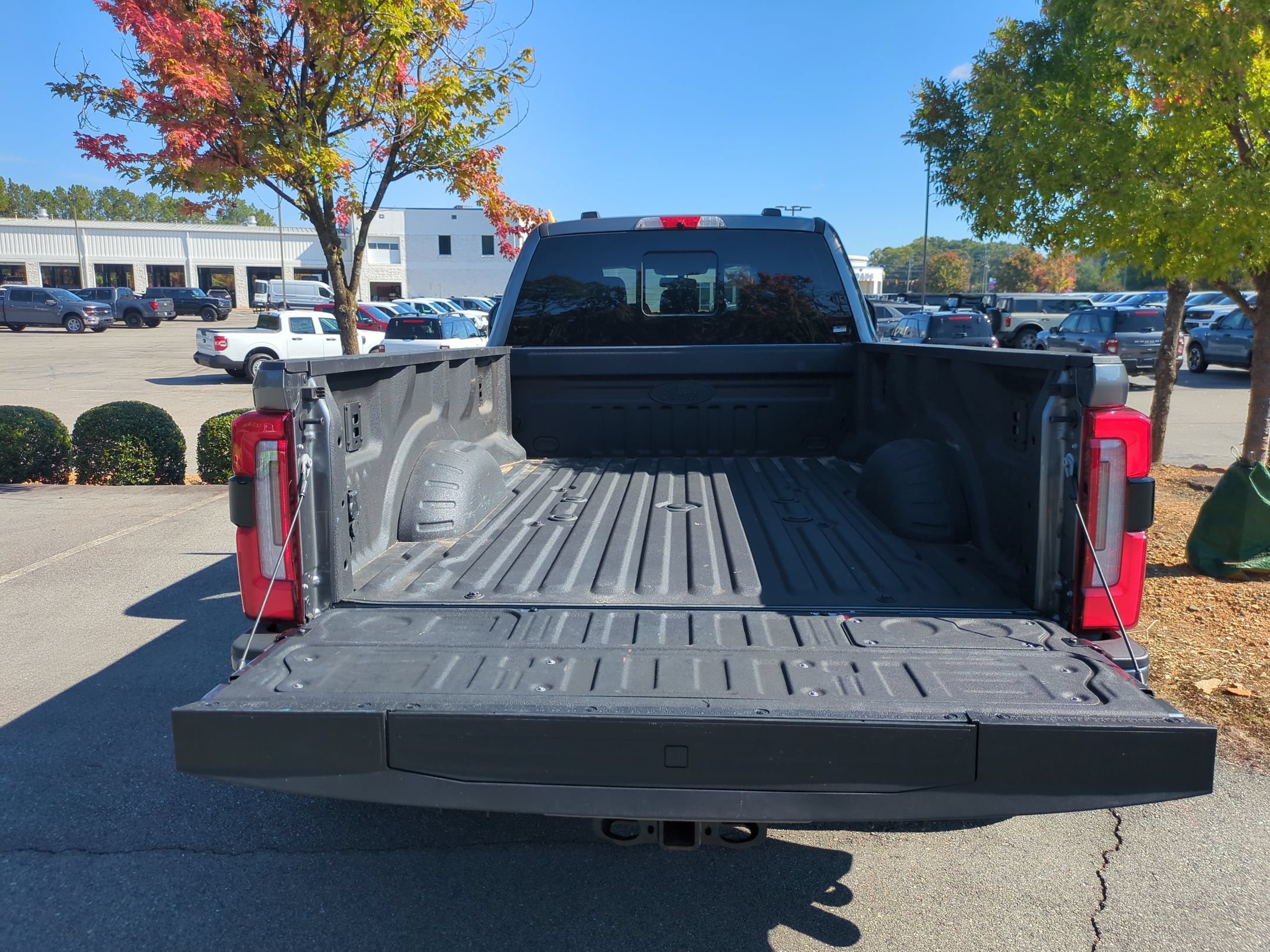 Certified 2025 Ford F350 XL AWD/4WD image 31