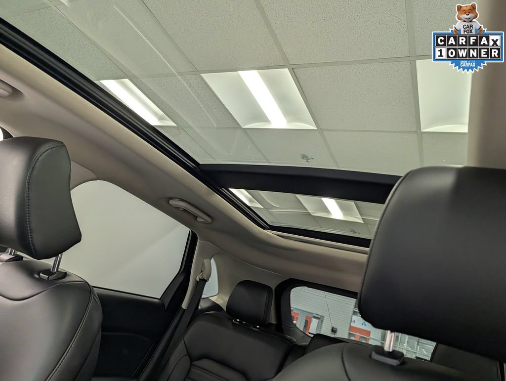 Certified 2022 Ford Edge SEL w/ Convenience Package AWD/4WD image 22