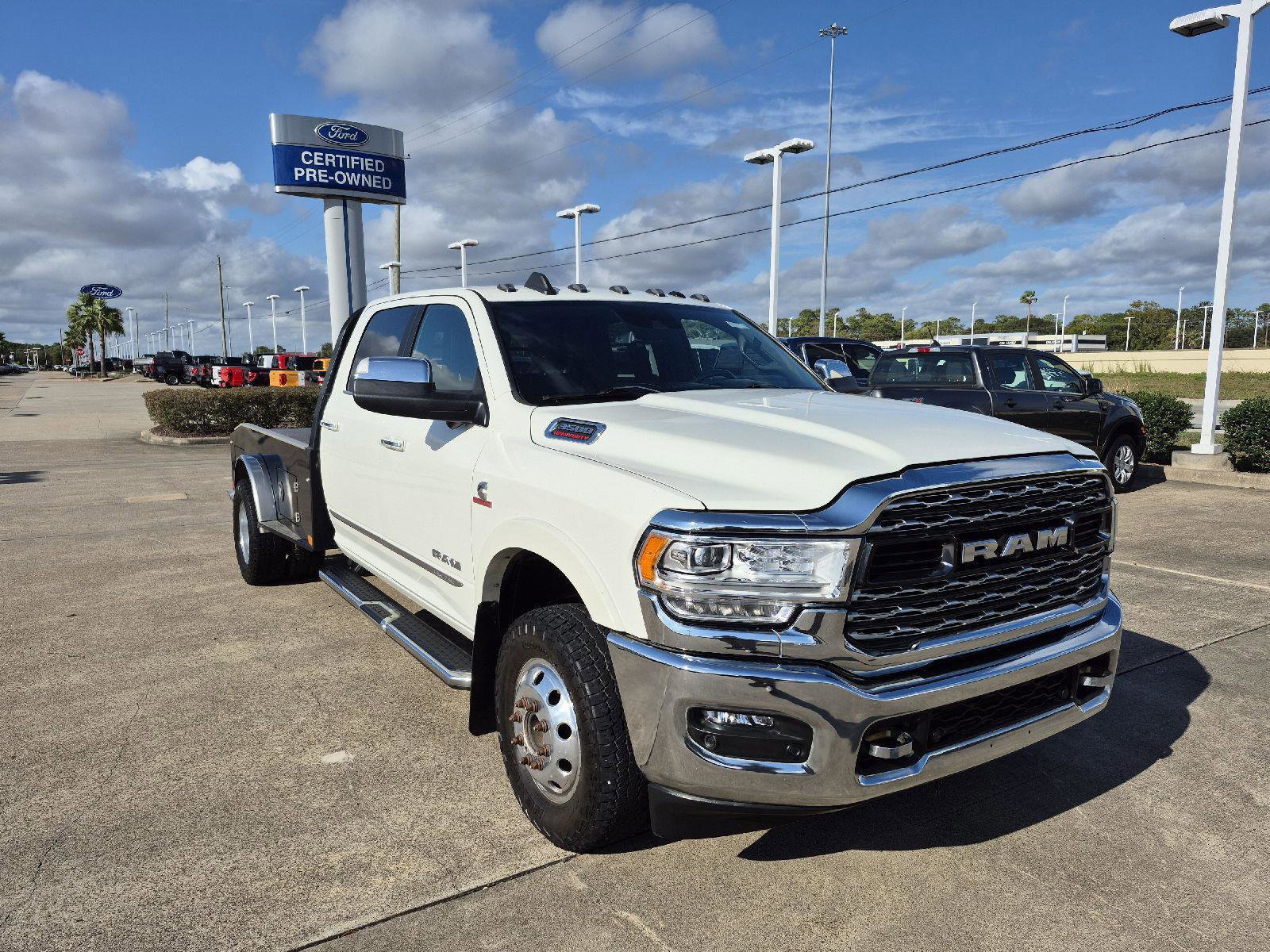 Used 2022 RAM 3500 Limited image 6