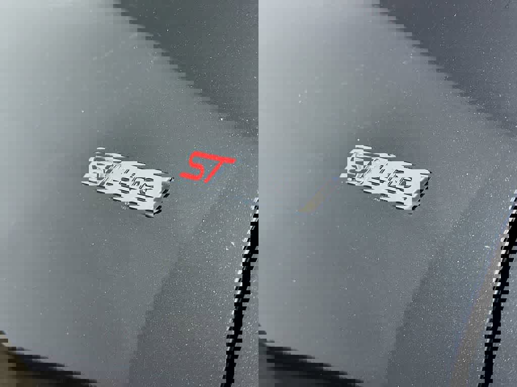 Certified 2023 Ford Escape ST-Line image 7