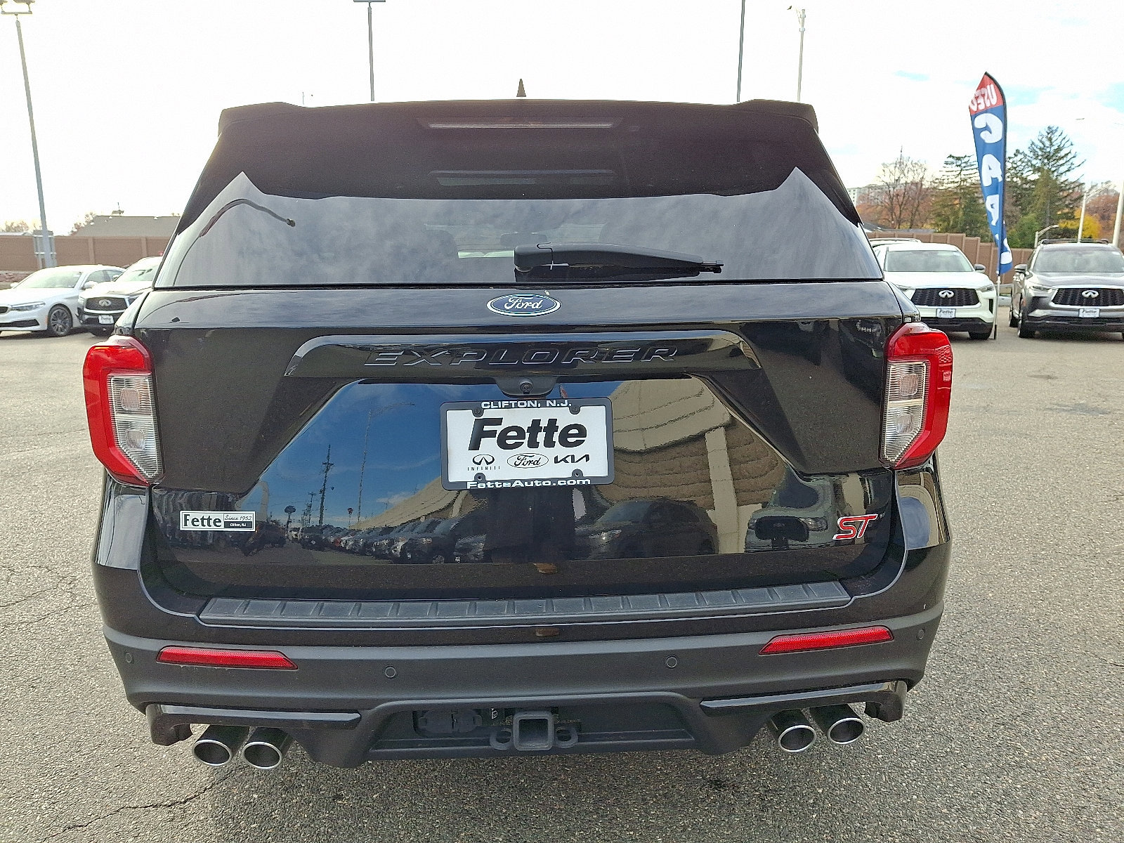 Certified 2023 Ford Explorer ST w/ Equipment Group 401A image 3