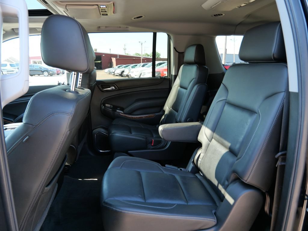 Used 2018 Chevrolet Suburban Premier AWD/4WD image 15