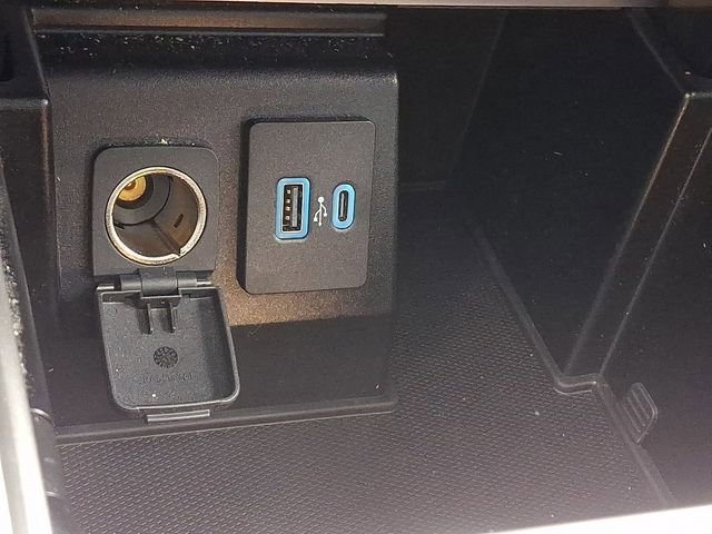 Certified 2020 Ford Explorer Limited w/ Class III Trailer Tow Package image 26