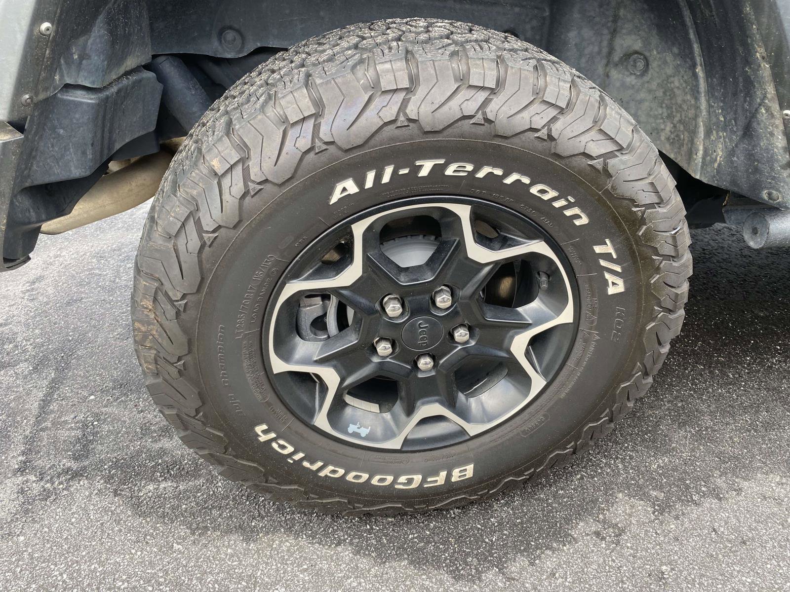Used 2021 Jeep Wrangler Unlimited Rubicon 4xe AWD/4WD image 8