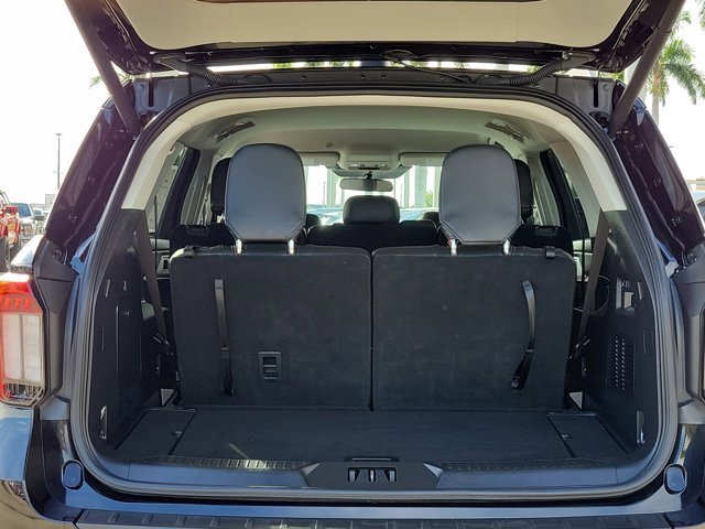 Certified 2025 Ford Explorer Active image 12