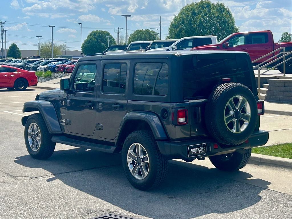 Used 2018 Jeep Wrangler Unlimited Sahara AWD/4WD image 4