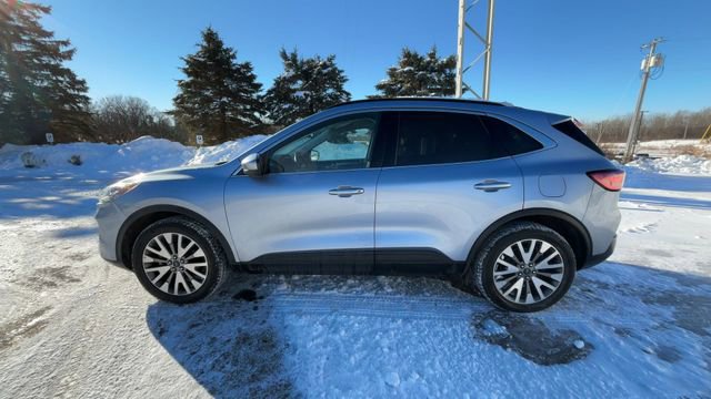 Certified 2022 Ford Escape Titanium image 6